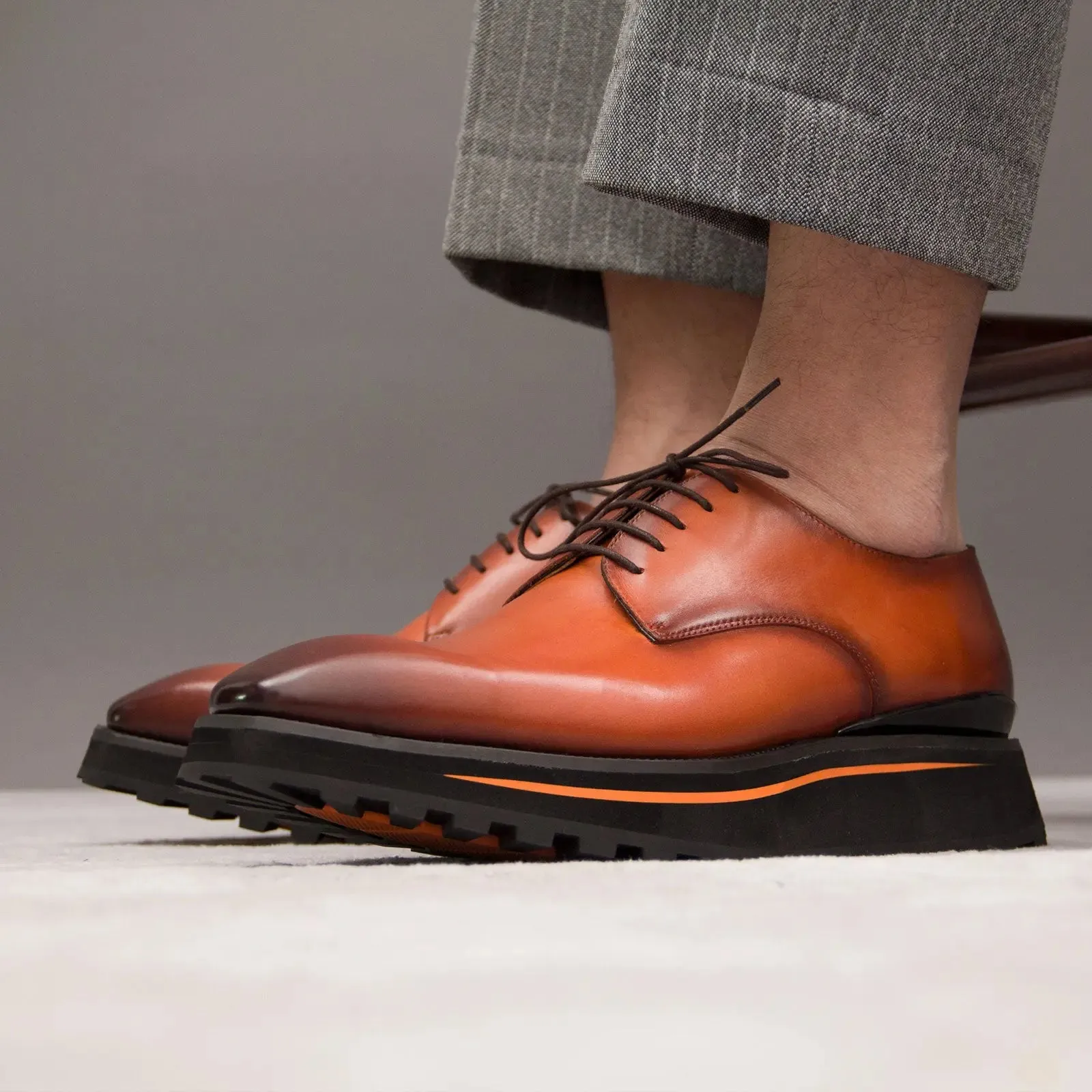 Calf leather business dress derby shoes Brown