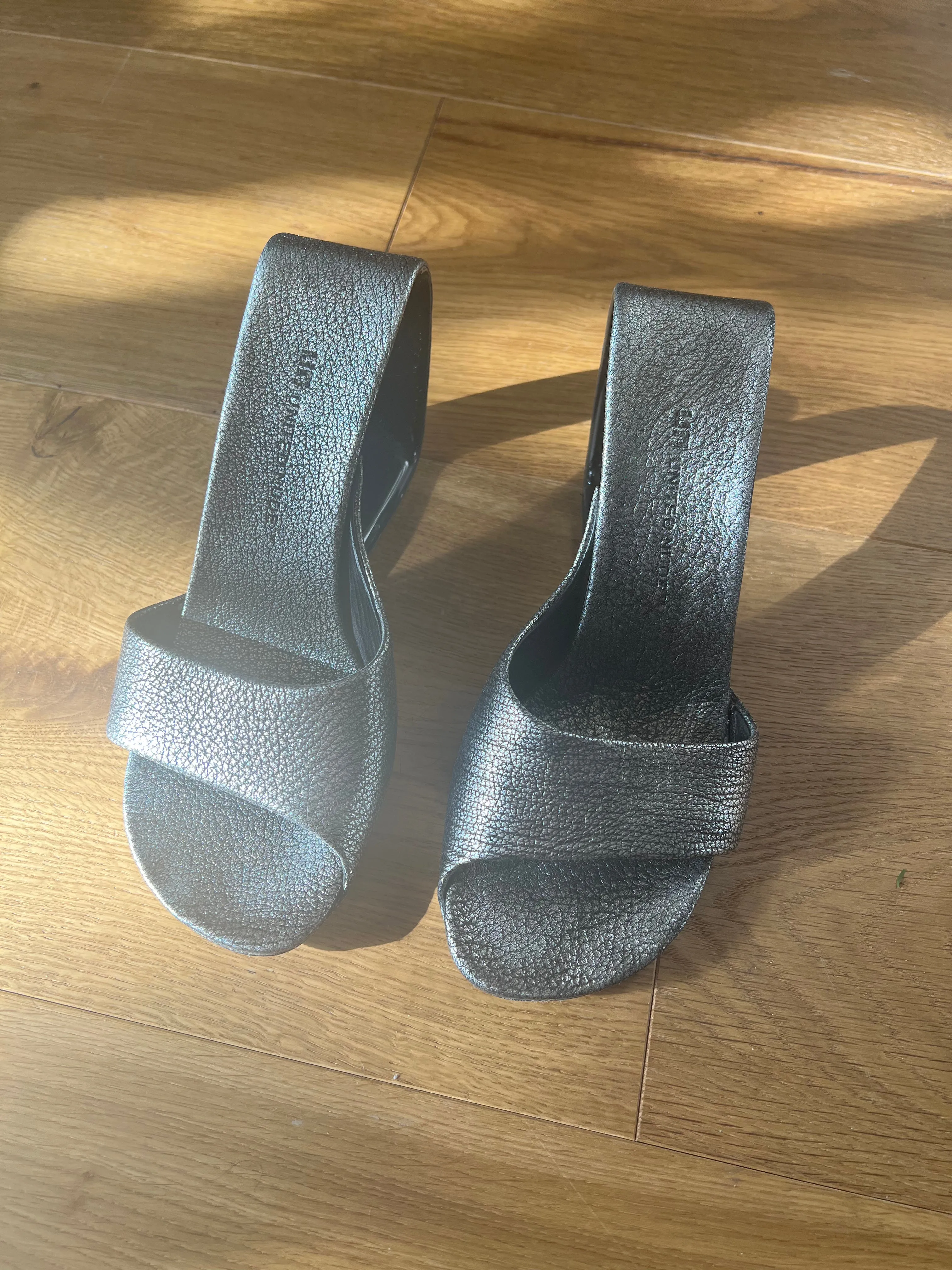 Gunmetal Wedges