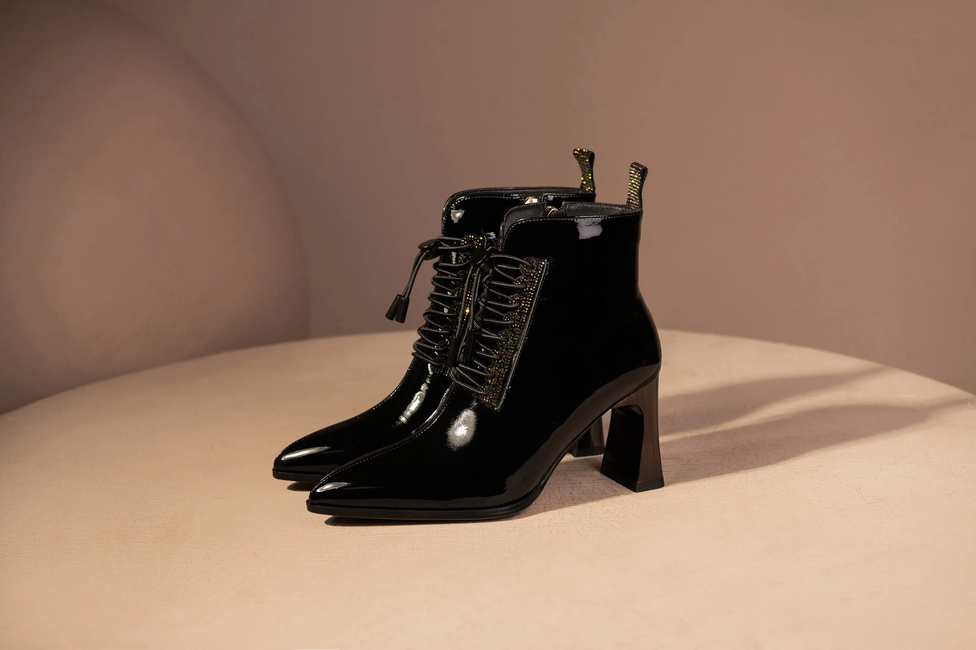 TinaCus Handmade Women's Patent Leather Rhinestones Front Lace Up Pointed Toe Mid Chunky Heel Ankle Boots