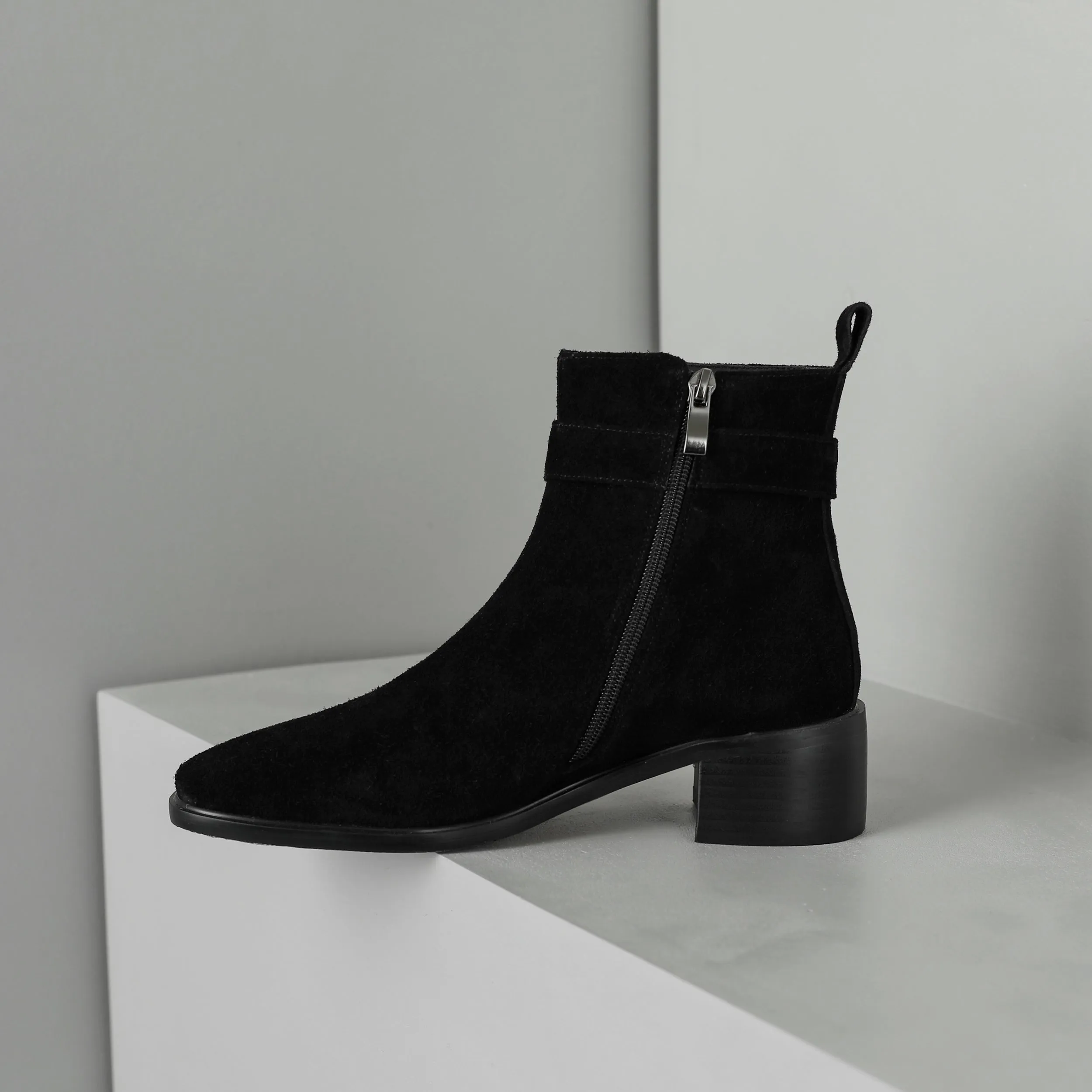 TinaCus Women's Square Toe Suede Leather Handmade Buckle Side Zip Up Ankle Boots with Chunky Heels